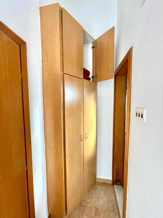 Vila L Budva Hotel Bagian luar foto
