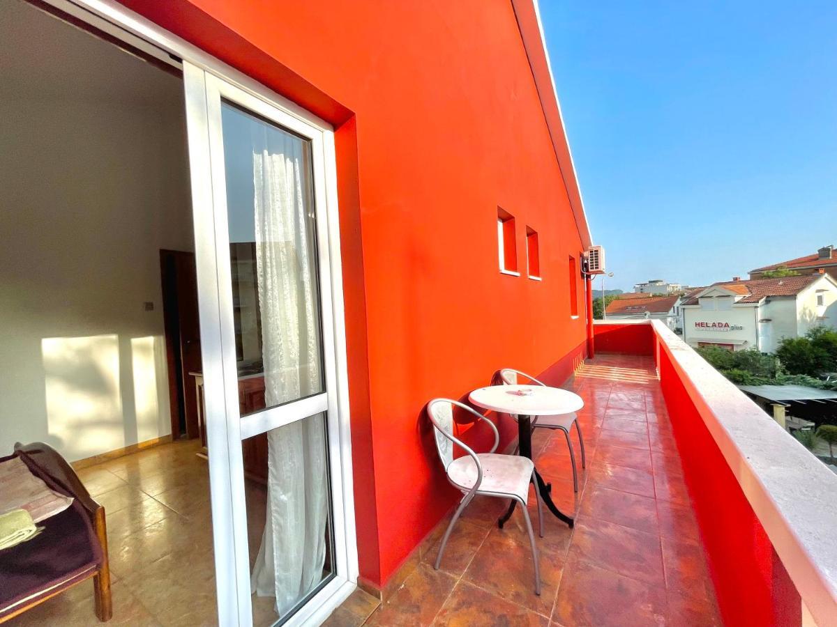 Vila L Budva Hotel Bagian luar foto