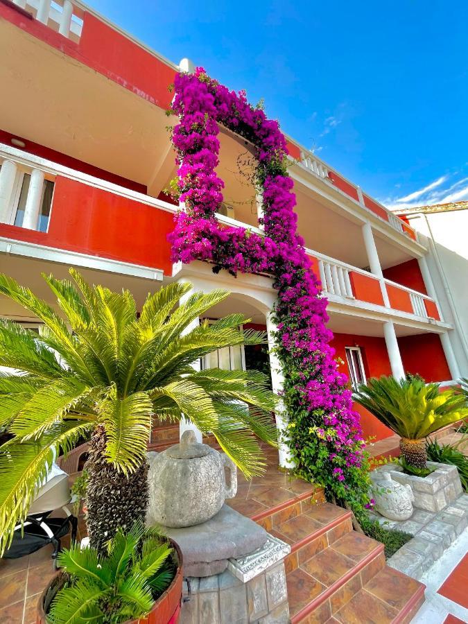 Vila L Budva Hotel Bagian luar foto