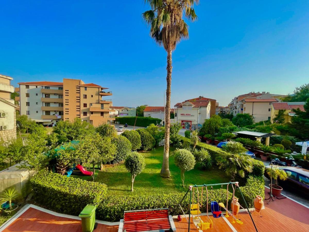 Vila L Budva Hotel Bagian luar foto
