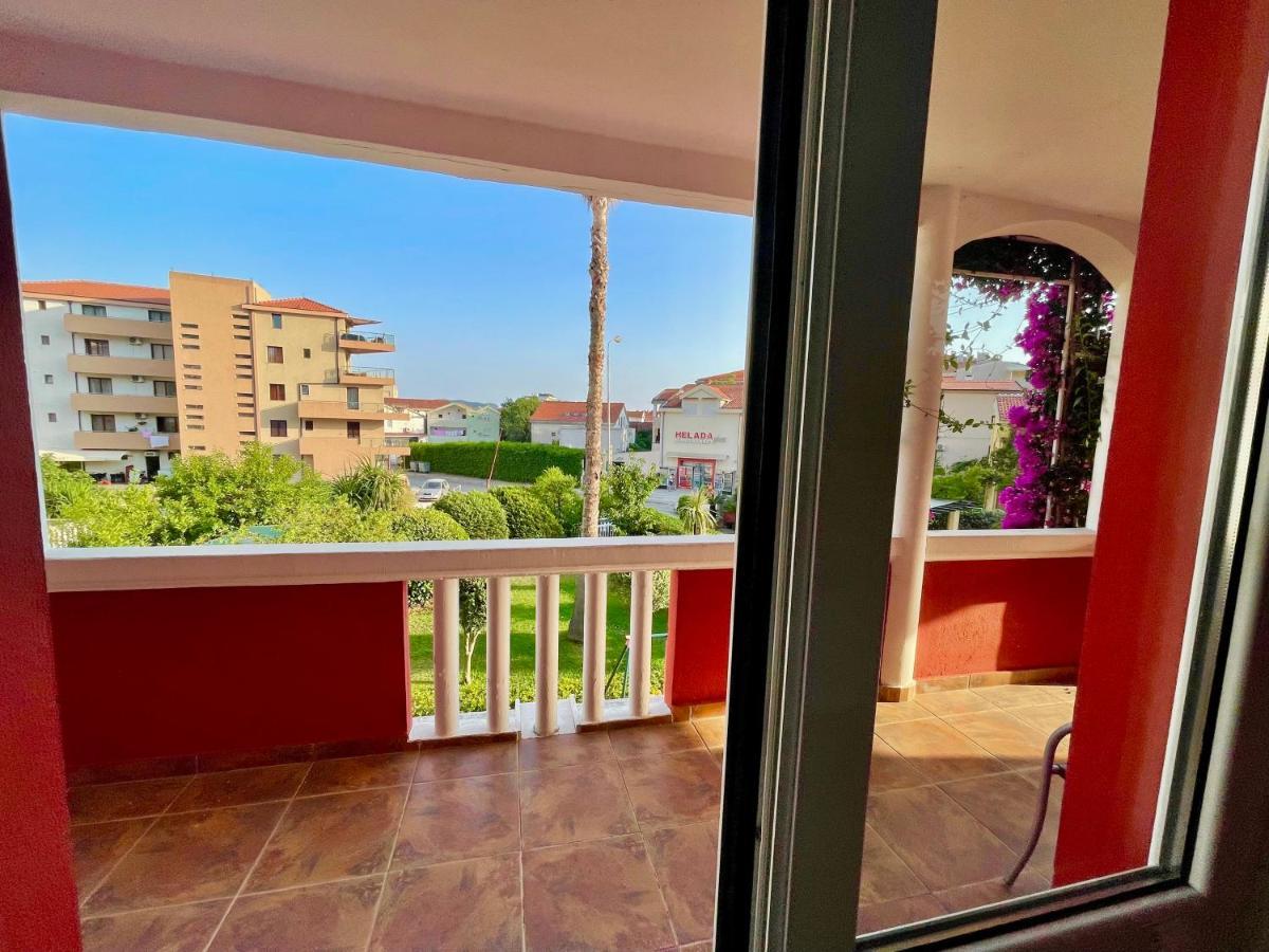 Vila L Budva Hotel Bagian luar foto