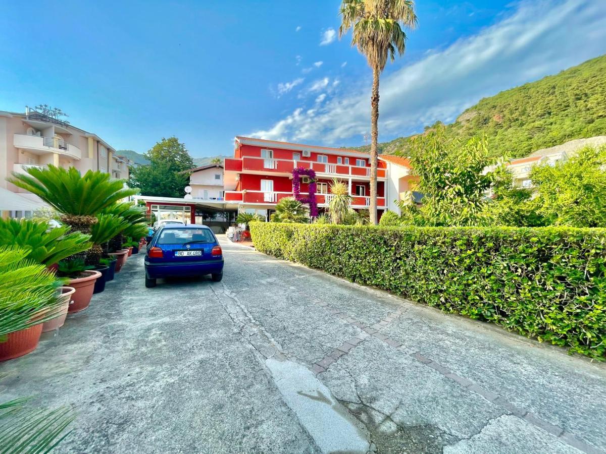 Vila L Budva Hotel Bagian luar foto