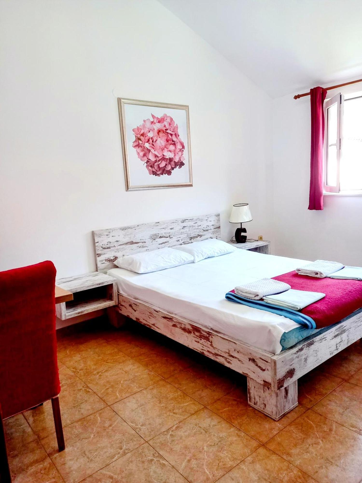 Vila L Budva Hotel Bagian luar foto